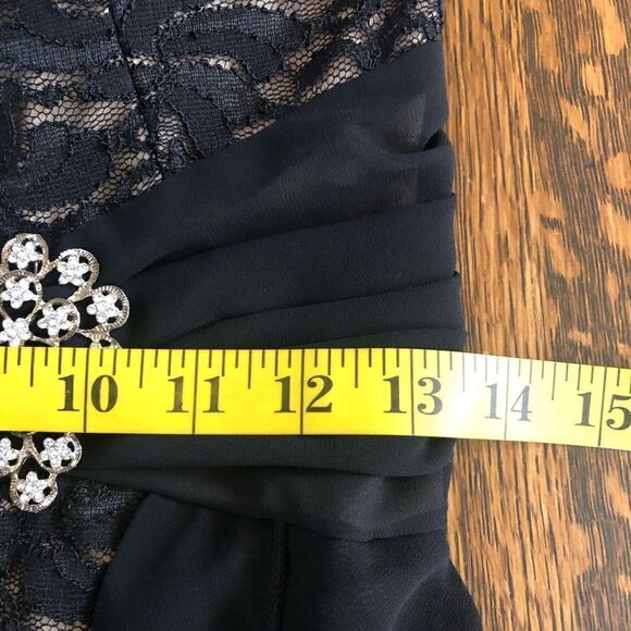 Vintage La Scala Black Lace Body Sheath Dress With Sheer Chiffon Overlay size M - Picture 10 of 13